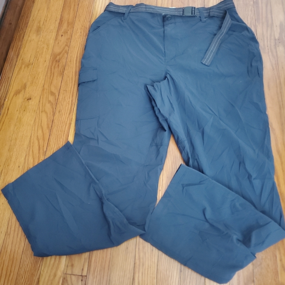 L.L. Bean Women's Black Cargo Pants